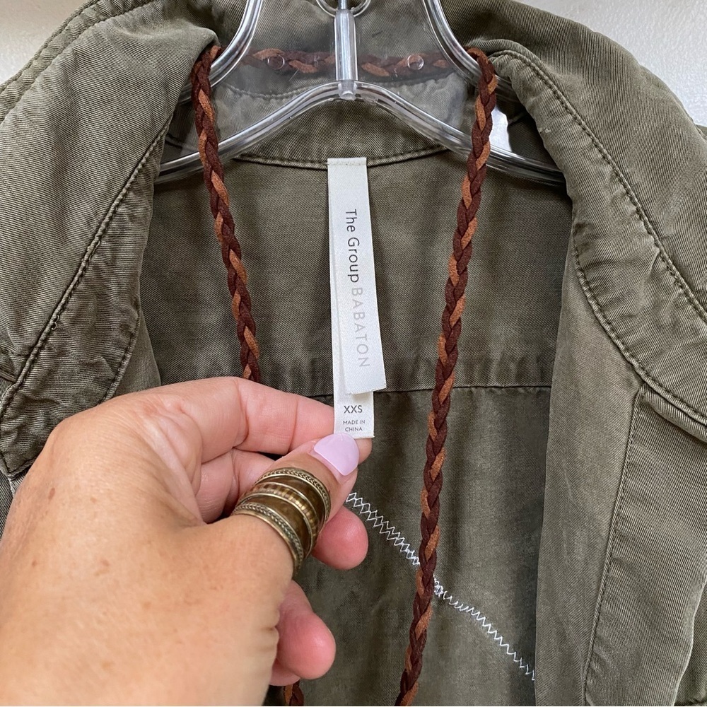 UPCYCLED Babaton safari vibe shirt/cover up w cabin cottage country vibe - Picture 10 of 13